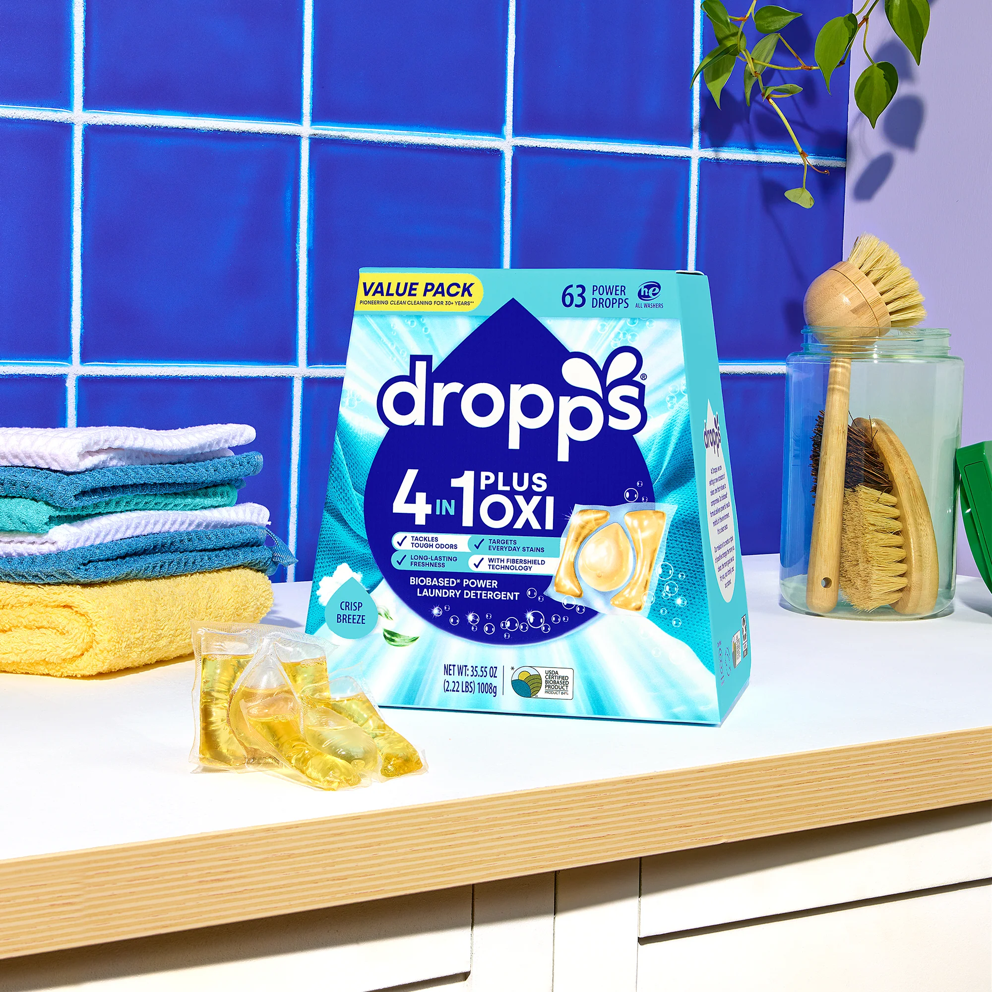 63 Count 4-in-1 Plus Oxi Biobased Power Laundry Detergent Pods, Crisp Breeze - Image 3